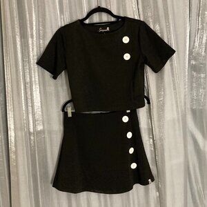 black modette set w white buttons